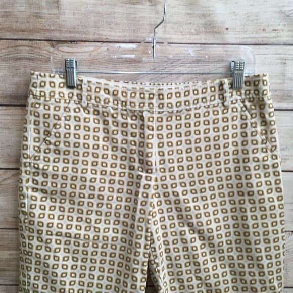 J CREW FACTORY CITY FIT BERMUDA SHORTS IN GEOMETRIC PRINT - Picture 2 of 5